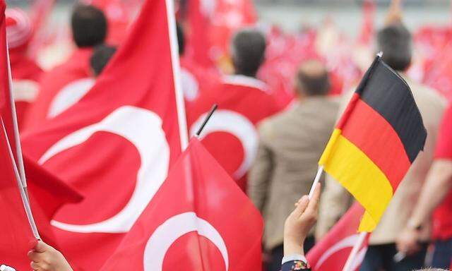 Das Verhältnis zwischen Deutschland und der Türkei bleibt gespannt.