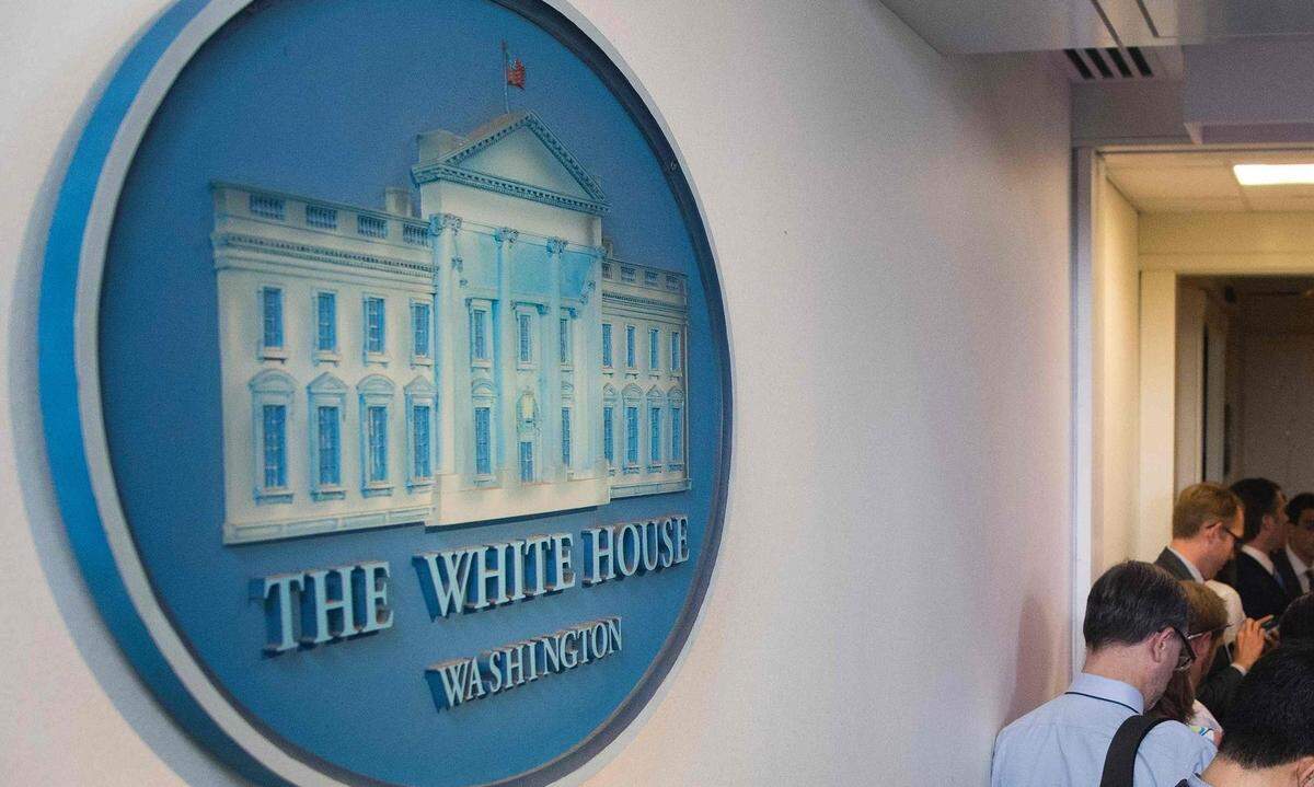 Trumps erster Kommunikationsdirektor im Weißen Haus nimmt Ende Mai den Hut - "aus persönlichen Gründen", wie er erklärt. Näher äußern sich weder Dubke noch das Weiße Haus zu den Hintergründen.