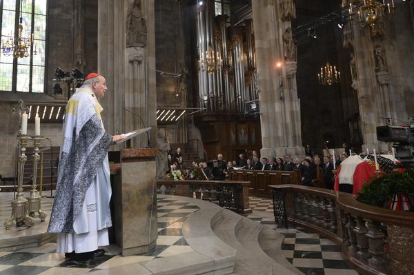 Kardinal Christoph Schönborn im Rahmen eines Requiems für die ehemalige Bundeskanzlerin Brigitte Bierlein