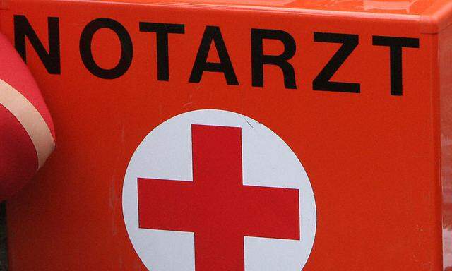 Oest. Rotes Kreuz im Einsatz, Notarztkoffer