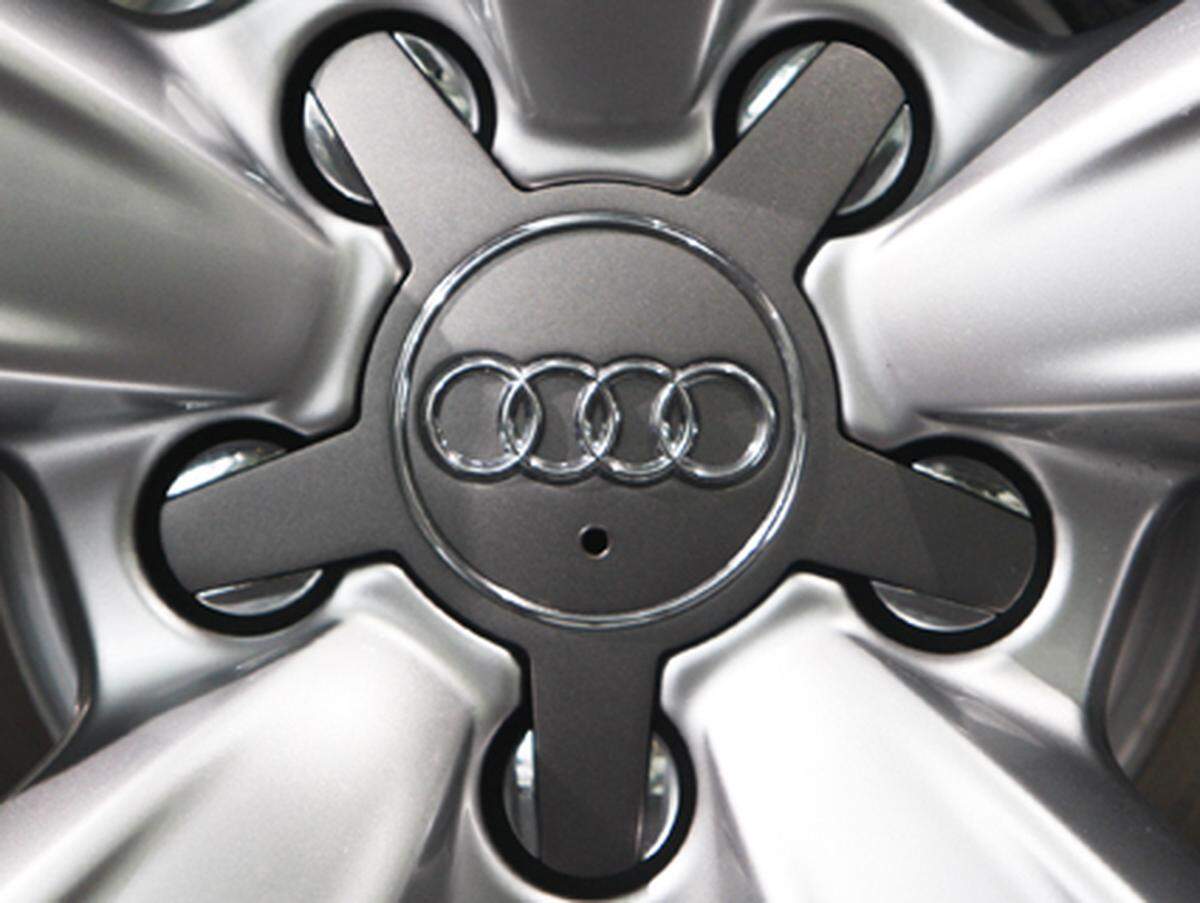 Audi ist der größte Gewinner unter den Autoherstellern. 2008 verkaufte die VW-Tochter erstmals über eine Million Fahrzeuge, der Gewinn wuchs  um über 31 Prozent auf 2,18 Milliarden Euro. 