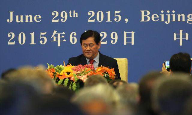Unterzeichnung der AIIB-Vereinbarung.