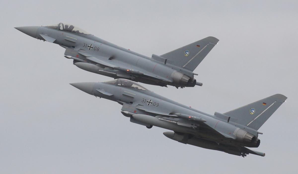 Deutsche Typhoons