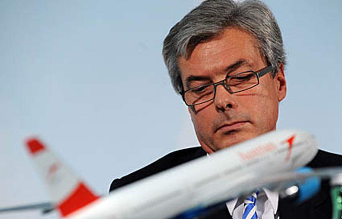 Der Vorstandschef der Austrian Airlines, Alfred Ötsch, wird unerwartet aber nicht überraschend abgelöst.