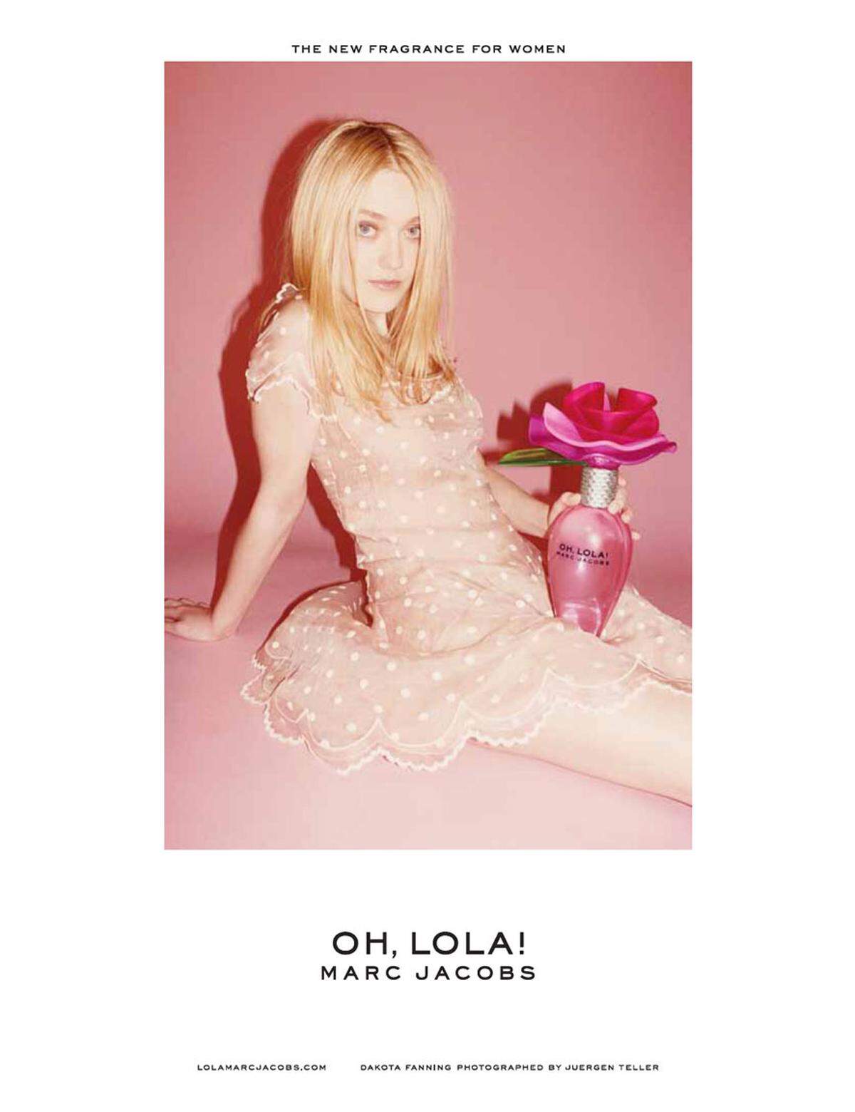 Mit 17 Jahren posierte Dakota Fanning 2011 für "Oh Lola" von Marc Jacobs. Die Anzeige im Lolita-Stil wurde aufgrund der "sexuellen Provokation" ebenfalls von der britischen Werbeaufsicht verboten.