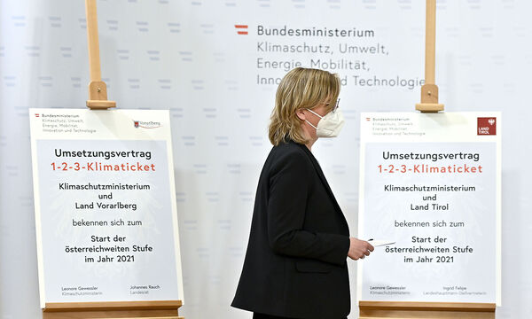 Ministerin Gewessler hat mit manchen Ländern schon Verhandlungserfolge erzielt, jedoch sind einige Fragen offen.