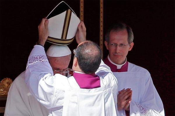 Damit hat das Pontifikat von Jorge Mario Bergoglio offiziell begonnen.