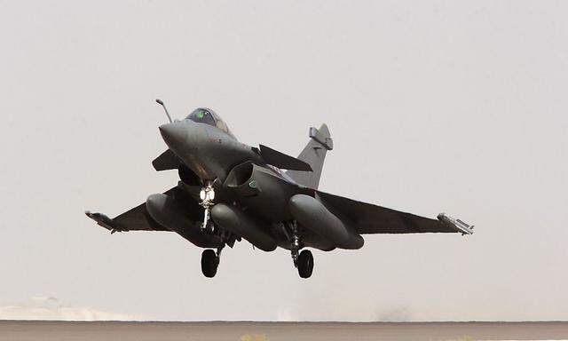 Frankreich beteiligte sich bisher nur im Irak am Kampf gegen den IS.