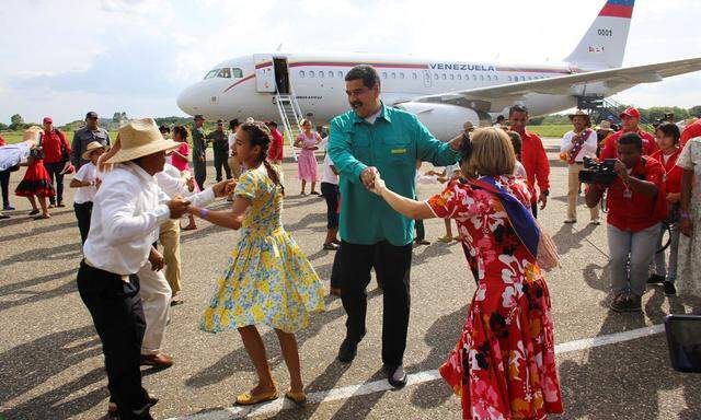 Präsident Nicolás Maduro herrscht über ein herabgewirtschaftetes Land im Würgegriff von Sicherheitsapparat und Parteimilizen.