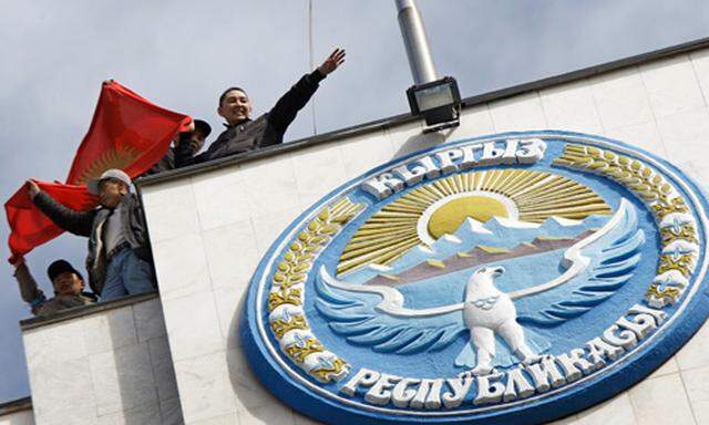 Kirgisistan: Russland erkennt neue