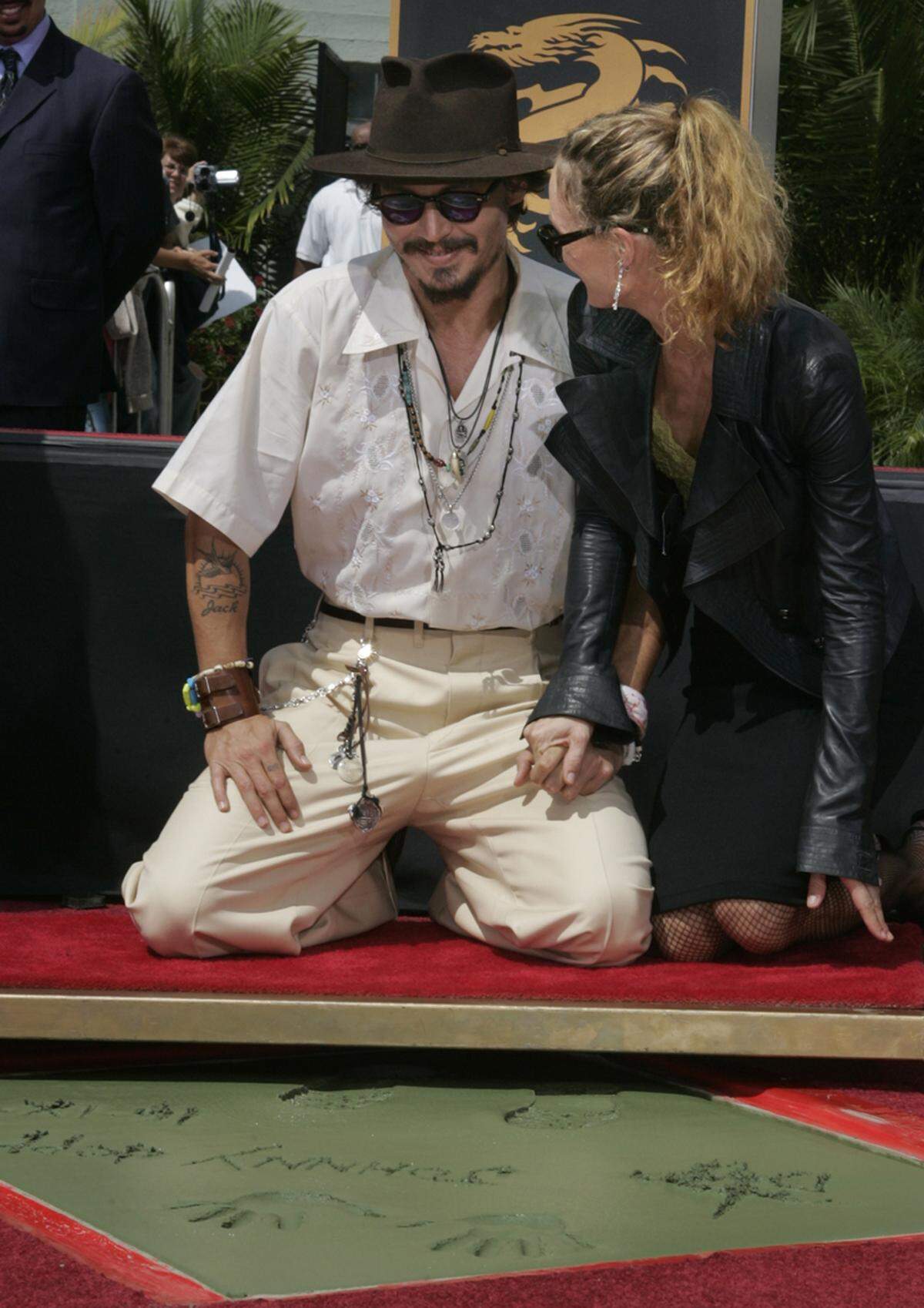 Die Sängerin begleitete ihren Traummann zu wichtigen Events. Hier im Jahr 2005 als er einen Stern am Walk of Fame bekam.