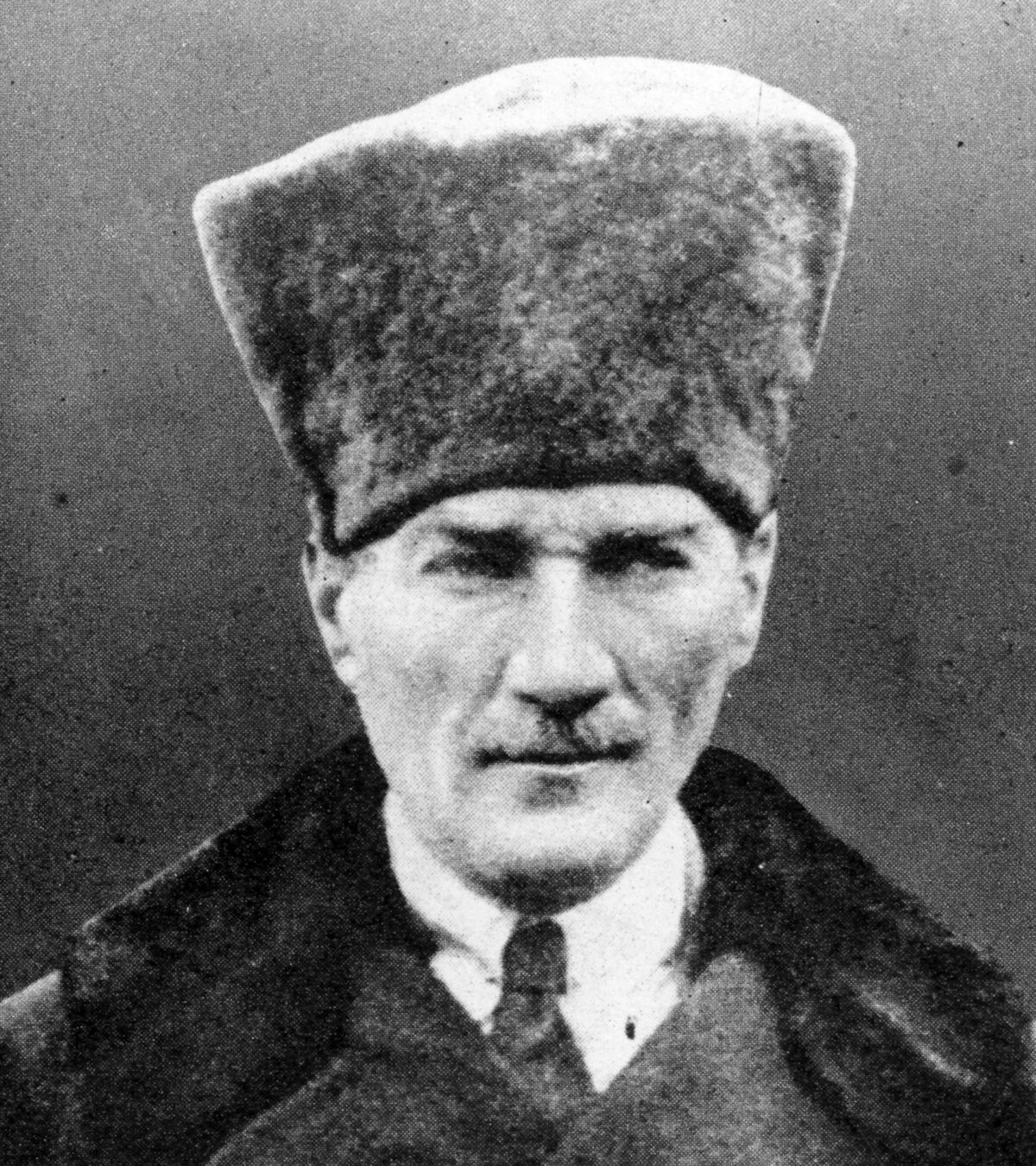 Der Staatsgründer Atatürk wird hoch verehrt.