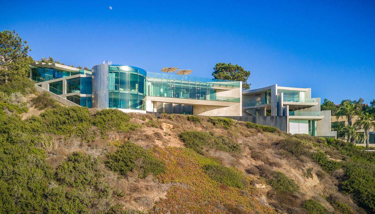 Razor House, die neue Villa von Sängerin Alicia Keys war schon in vielen Architekturmagazinen weltweit zu sehen, außerdem diente es schon als Werbespot-Kulisse für Visa und Calvin Klein.
