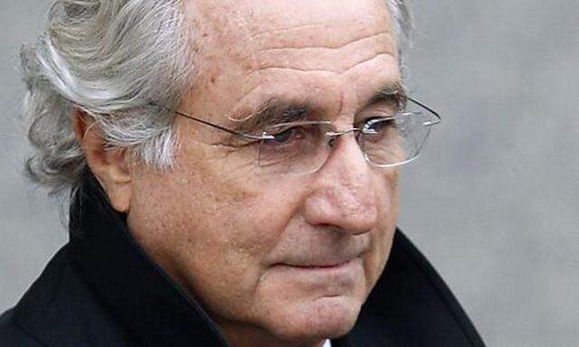 Accused swindler Bernard Madoff exits the Manhattan federal court house in New York