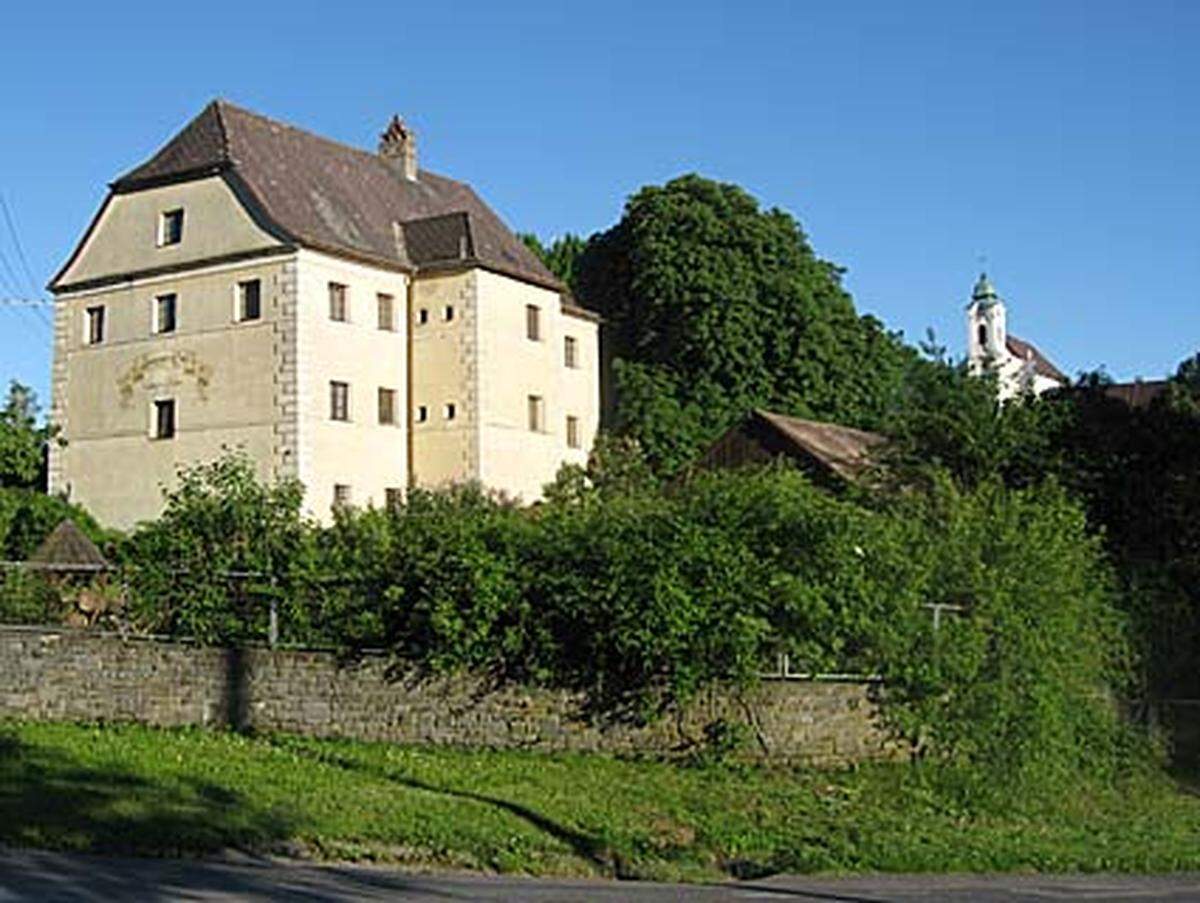 ... dem Wallfahrtsort Maria Langegg. Übernachten kann man im Langegger Hof, in einer Pension des Klosterstüberls oder im Kloster der Seligpreisungen. Anmeldung erbeten!