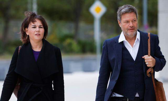 Annalena Baerbock und Robert Habeck wollen als Minister in die neue Regierung ziehen