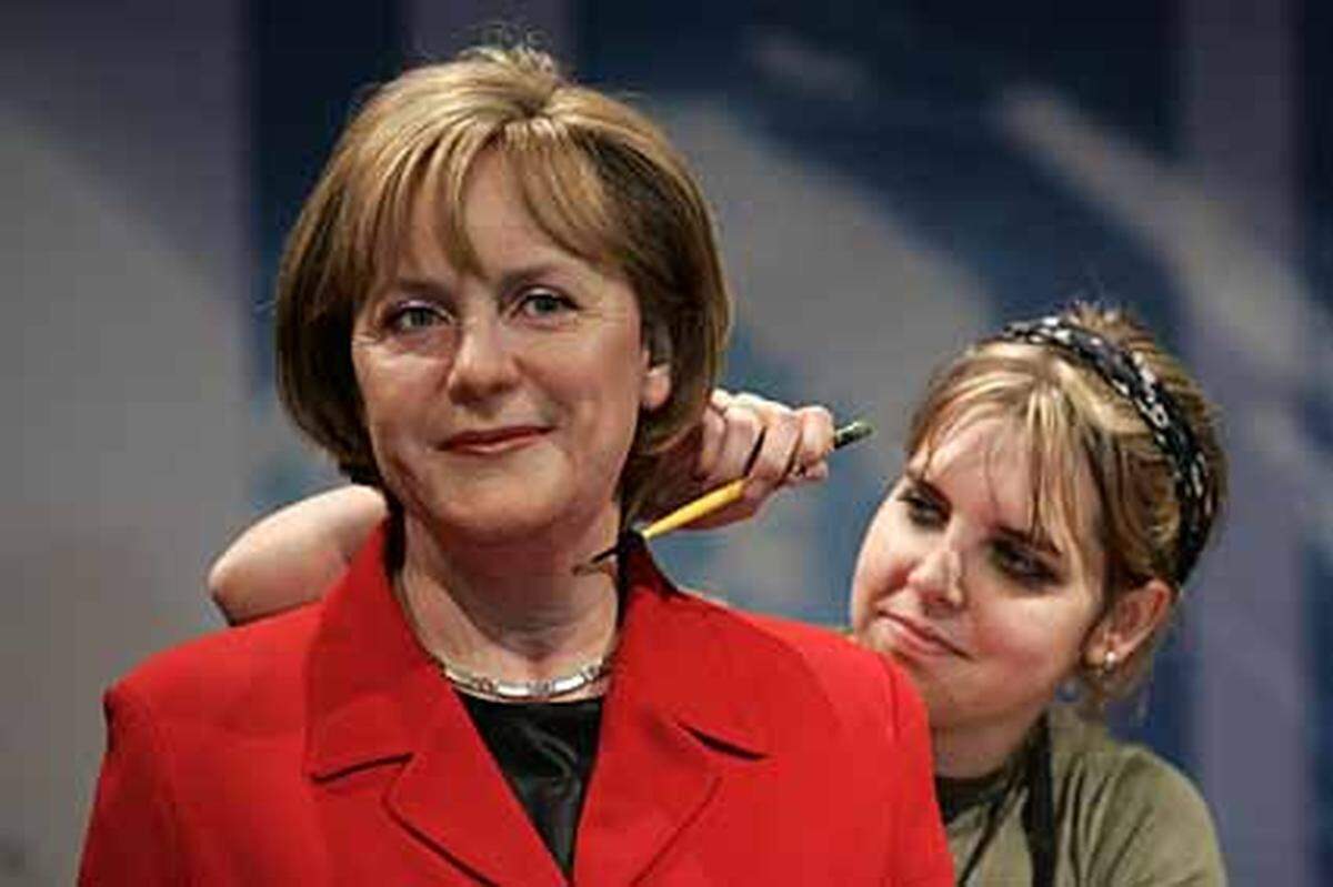 ... die deutsche Bundeskanzlerin Angela Merkel in Berlin (seit Juli 2008), ...