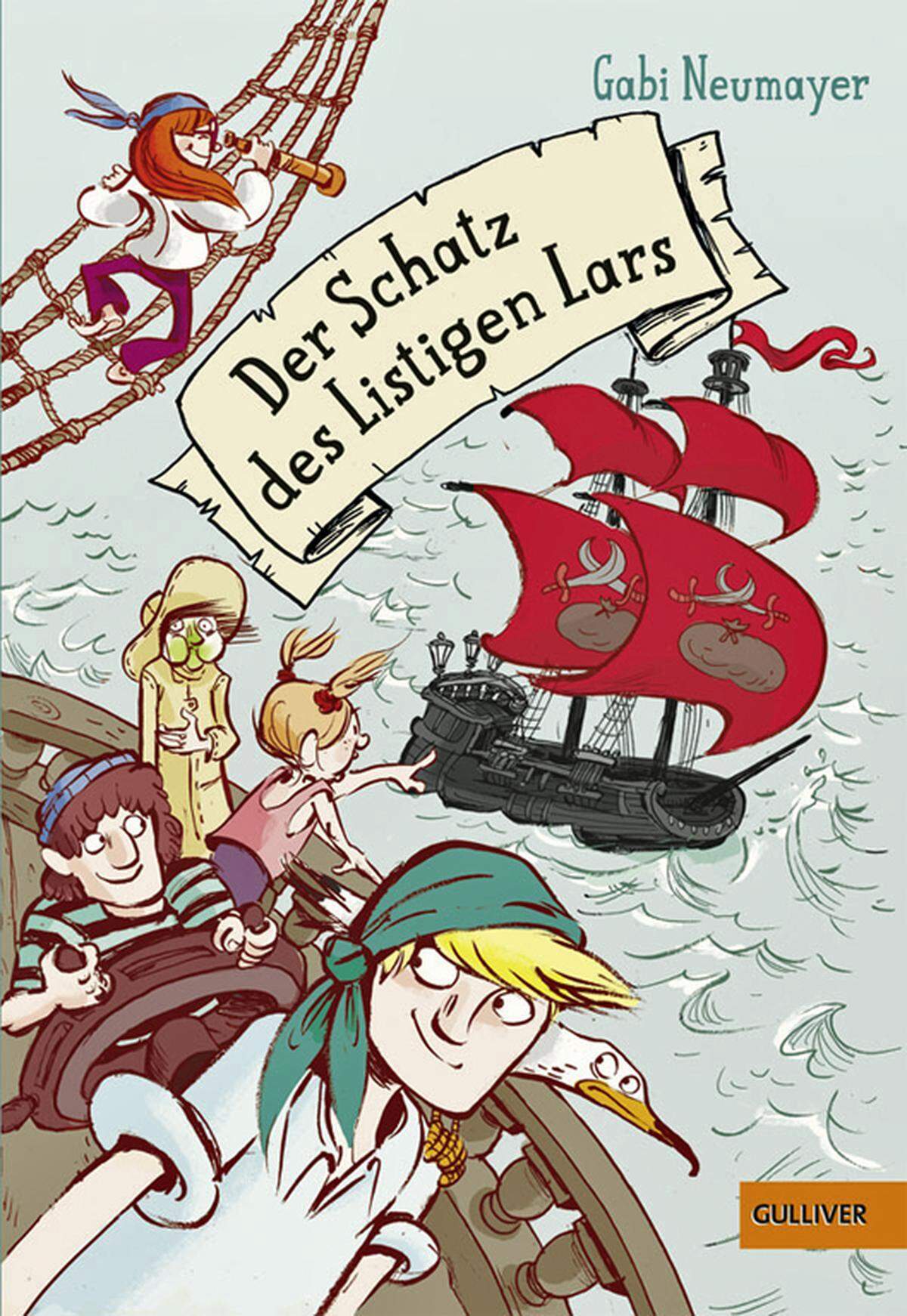 Die Insel Saphira ist eine Insel der Piraten. Sie führen dort ein - für piratische Verhältnisse - relativ unspektakuläres Leben. Das gilt auch für Mick und seine Freunde, allerdings nur, bis sie eine Schatzkarte finden und sich zu fünft inklusive Möwe Penelope auf die Suche machen. Verfolgt werden sie bei ihrer Fahrt durch das Vergessene Meer von Carlo, der mit allen Attributen eines bösen Teenagers ausgestattet ist, und seiner Crew. "Der Schatz des Listigen Lars" ist ein klassisches Abenteuerbuch, das piratenbegeisterte Kinder auch sprachlich vergnügt; von Ausdrücken wie "schweigen wie ein Steinfisch" über "Abwarten und Korallentee trinken" bis zu "Heiliger Thunfisch". Es ist eine Geschichte voller Geheimnisse und Rätsel, die Autorin Gabi Neumyer sprachlich wie inhaltlich komplex erzählt. Erschienen bei Beltz. Alter: Ab neun Jahren.