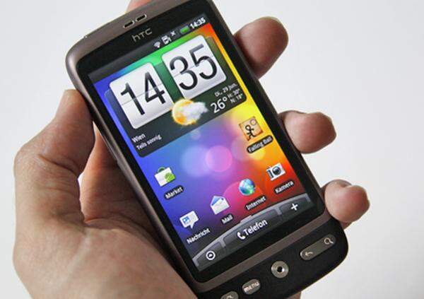 Das HTC Desire ist das derzeit wohl leistungsstärkste Android-Smartphone auf dem Markt. Bisher gebührte diese Krone dem Nexus One, das zwar von Google vertrieben, aber ebenfalls von HTC gebaut wird. DiePresse.com konnte den Handy-Boliden ausgiebig testen und herausfinden, ob das Gerät wirklich die eierlegende Wollmilchsau ist, als die es angepriesen wird.