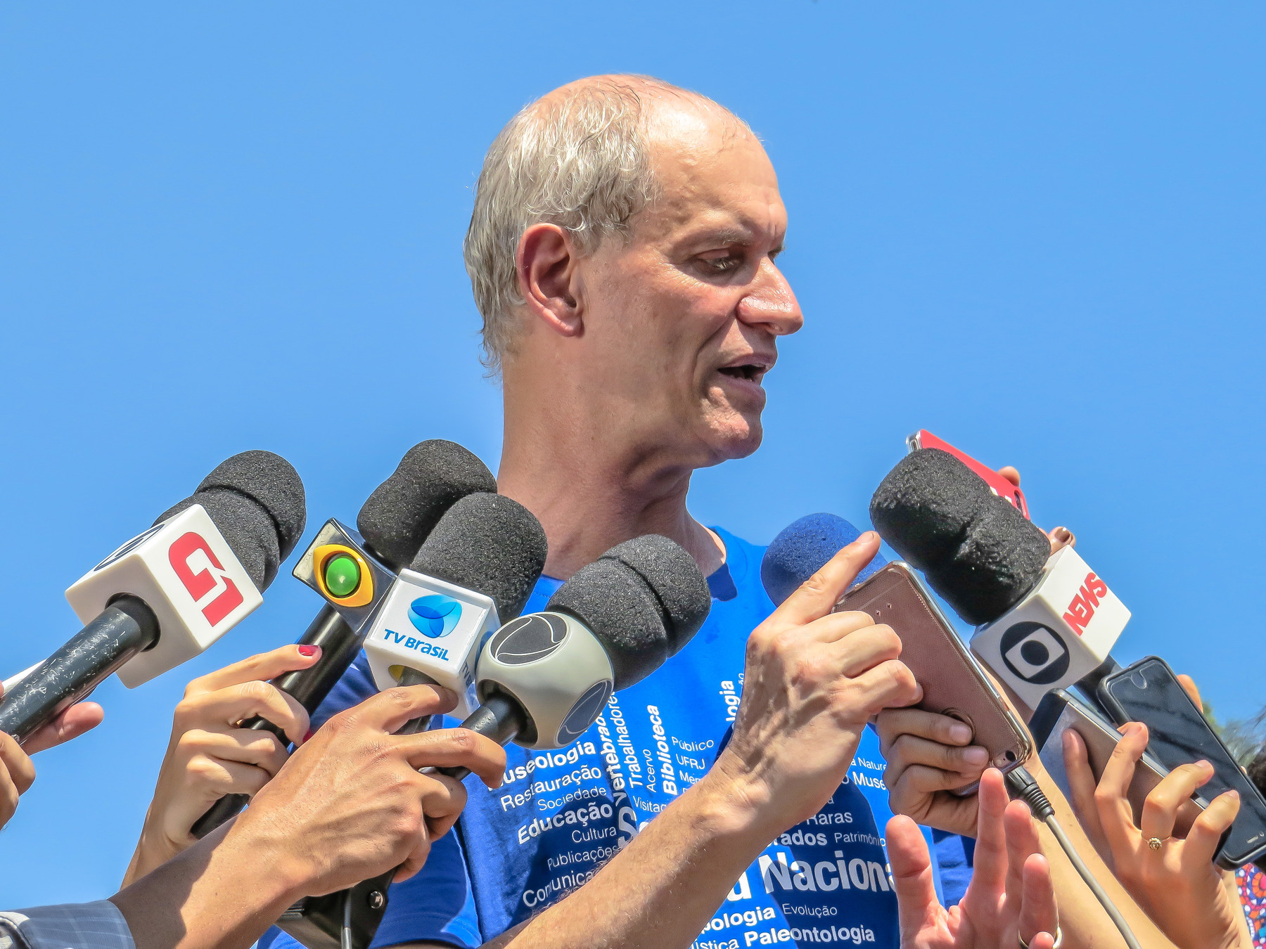 Dinosaur expert Alexander Kellner steps down as Rio museum director