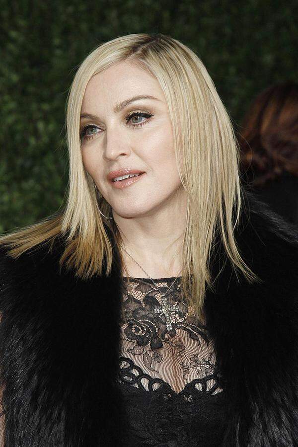 "Nicht nur als Schauspielerin habe sie sie bewundert und respektiert, sondern auch für ihre erstaunliche und inspirierende Arbeit als Aids-Aktivistin. Sie war einzigartig", sagte Popstar Madonna der US-Zeitschrift "Us Magazine".
