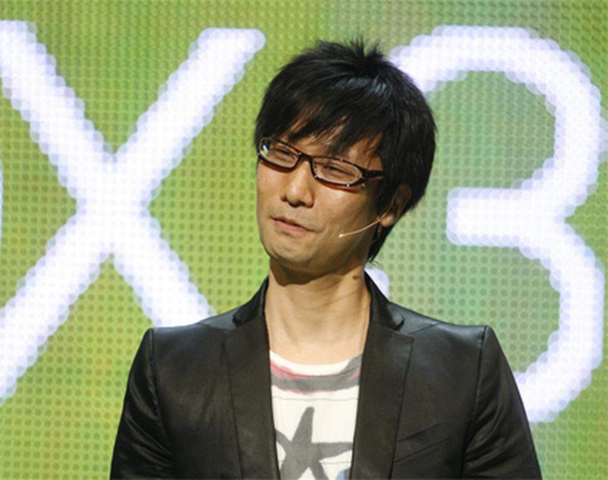 Spiele-Entwickler Hide-Kojima, Erfinder der erfolgreichen "Metal Gear"-Reihe, erschien persönlich, um das Erscheinen des nächsten Spiels, "Metal Gear Solid Rising" für die Xbox 360 anzukündigen. Bisher blieben die Spiele der Serie der PlayStation vorbehalten.