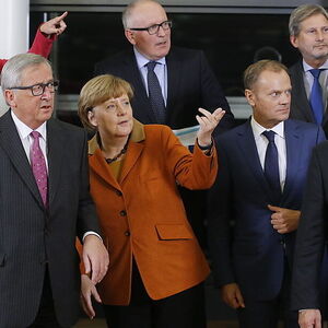 Staats- und Regierungschefs besprachen sich mit den EU-Amtsträgern über die Flüchtlingskrise.