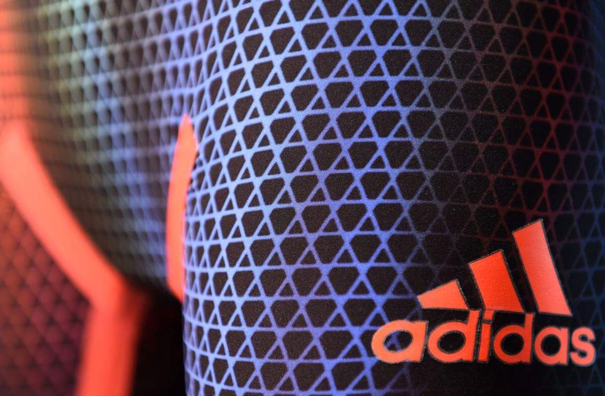 Als zweiter deutscher Konzern steht Adidas auf der Wunschliste der heimischen Top-Absolventen auf Rang zehn.