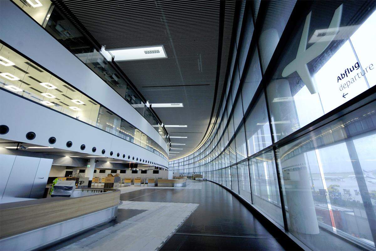 2006 starteten die Bauarbeiten am Flughafen Wien, fünf Jahre danach hat der neue Terminal Skylink Gestalt angenommen.