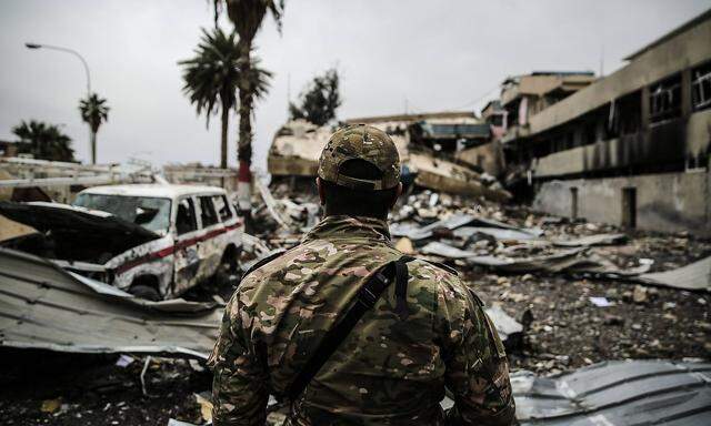 170323 MOSUL March 23 2017 Photo taken on March 18 2017 shows an Iraqi security forces so