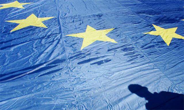 Gehälter der EU-Beamten: Kommission verärgert Länder