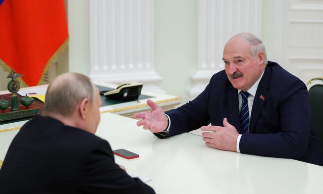 Alexander Lukaschenko mit dem russischen Präsidenten Wladimir Putin.