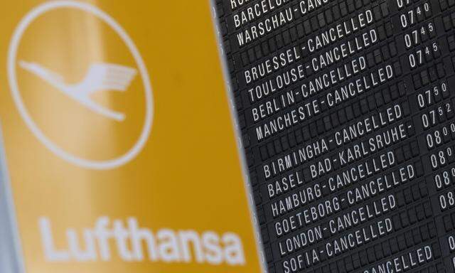 Bei der Lufthansa hat in der Nacht auf Mittwoch der angekündigte Warnstreik des Bodenpersonals begonnen.