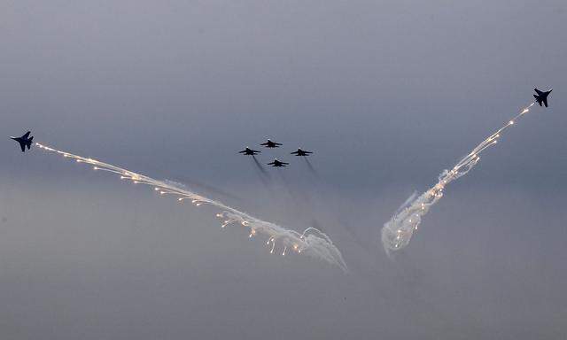 Russische Kampfflugzeuge (Symbolbild)