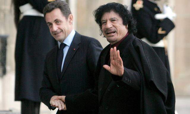 Sarkozy, Gaddafi
