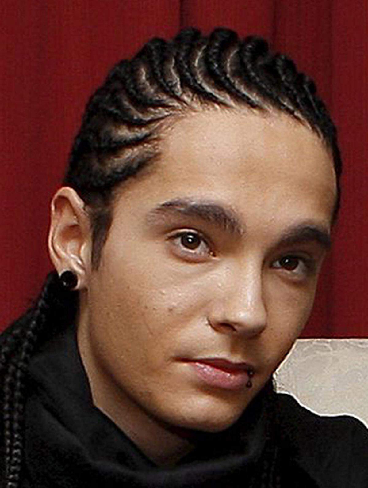 Der 20-jährige "Beau" von Tokio Hotel echauffiert sich öffentlich über seine Bettpartner: "Beim Sex sollten Frauen ruhig mal ein bisschen weniger erzählen. Schreien ist in Ordnung!".