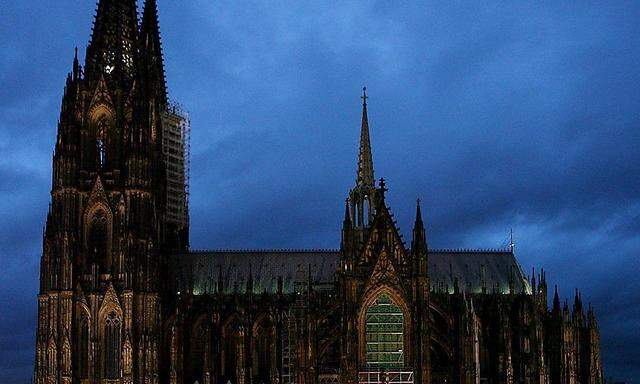 Der Kölner Dom soll keine Kulisse für die Pegida-Demonstration am 5. Jänner sein, sagt Dompropst Norbert Feldhoff.