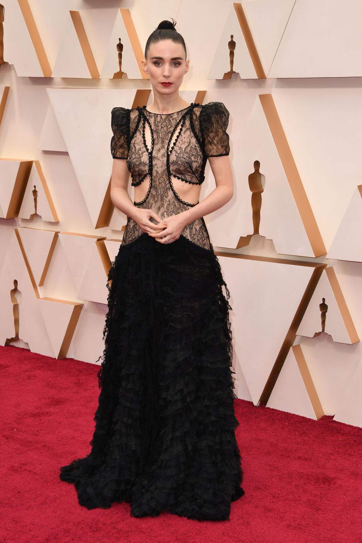 Rooney Mara erschien in Alexander McQueen.