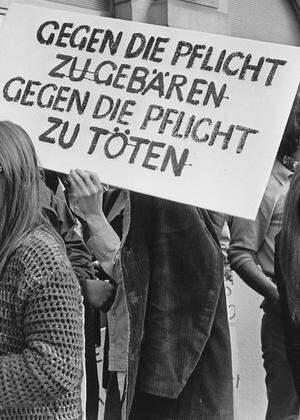 Demonstration fuer Abtreibung und Gleichberechtigung 1971
