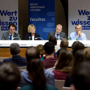 Ein Rechtspanorama an der WU über die Folgen des Dieselskandals, zu einer Zeit, als solche Veranstaltungen noch problemlos möglich waren. 