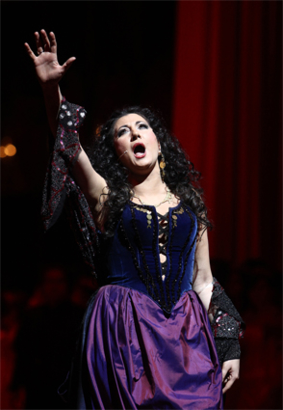 ... die Mezzosopranistin Nadja Krasteva ...