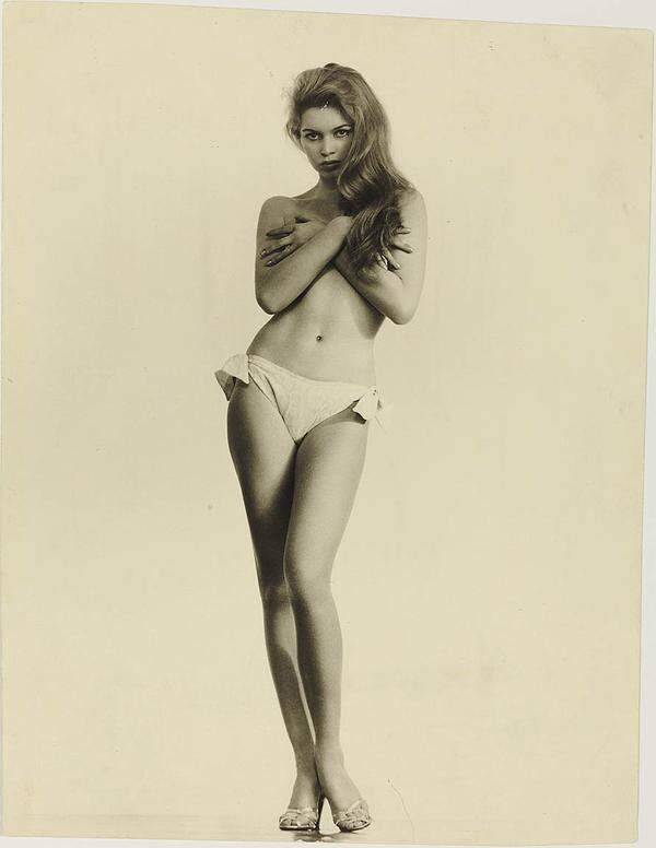 Fast alle Werke waren auch im Männermagazin abgedruckt: Die französische Sexbombe Brigitte Bardot war im März 1958 auf dem Cover des "Playboy" zu sehen.