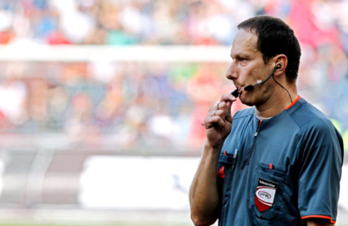 "Auch nach langem Studium der TV-Bilder sind wir uns nicht sicher, ob es Abseits war oder nicht."