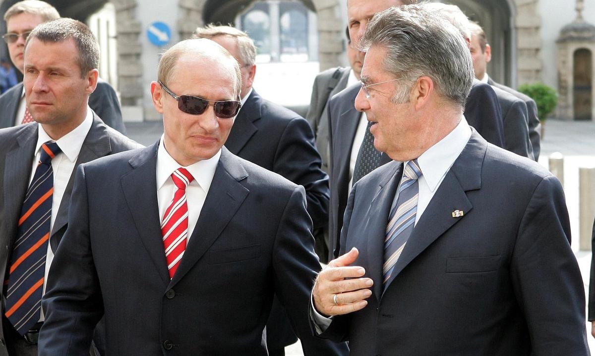 Archivbild: Putin auf Staatsbesuch in Österreich am 23. Mai 2007