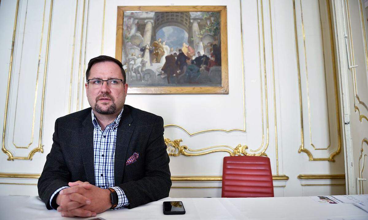 "Gehirn einschalten ist aber grundsätzlich immer eine gute Idee." Der neue FPÖ-Generalsekretär Christian Hafenecker will auch die Social-Media-Aktivitäten der blauen Mandatare thematisieren.