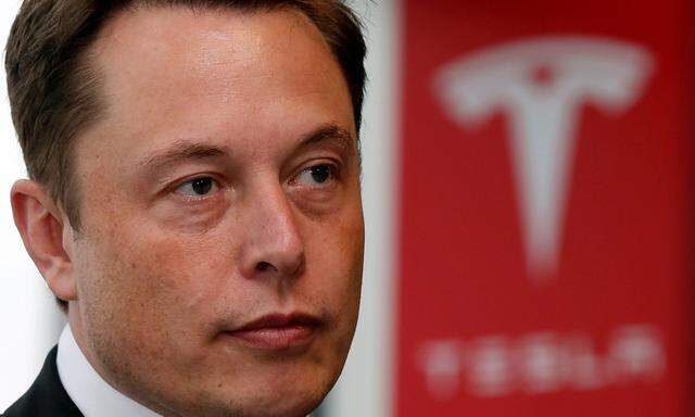 Tesla-Chef Elon Musk solle vorerst schweigen, rät der Tesla-Verwaltungsrat.  