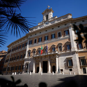 Im italienischen Parlament wackelt die Regierungsmehrheit.