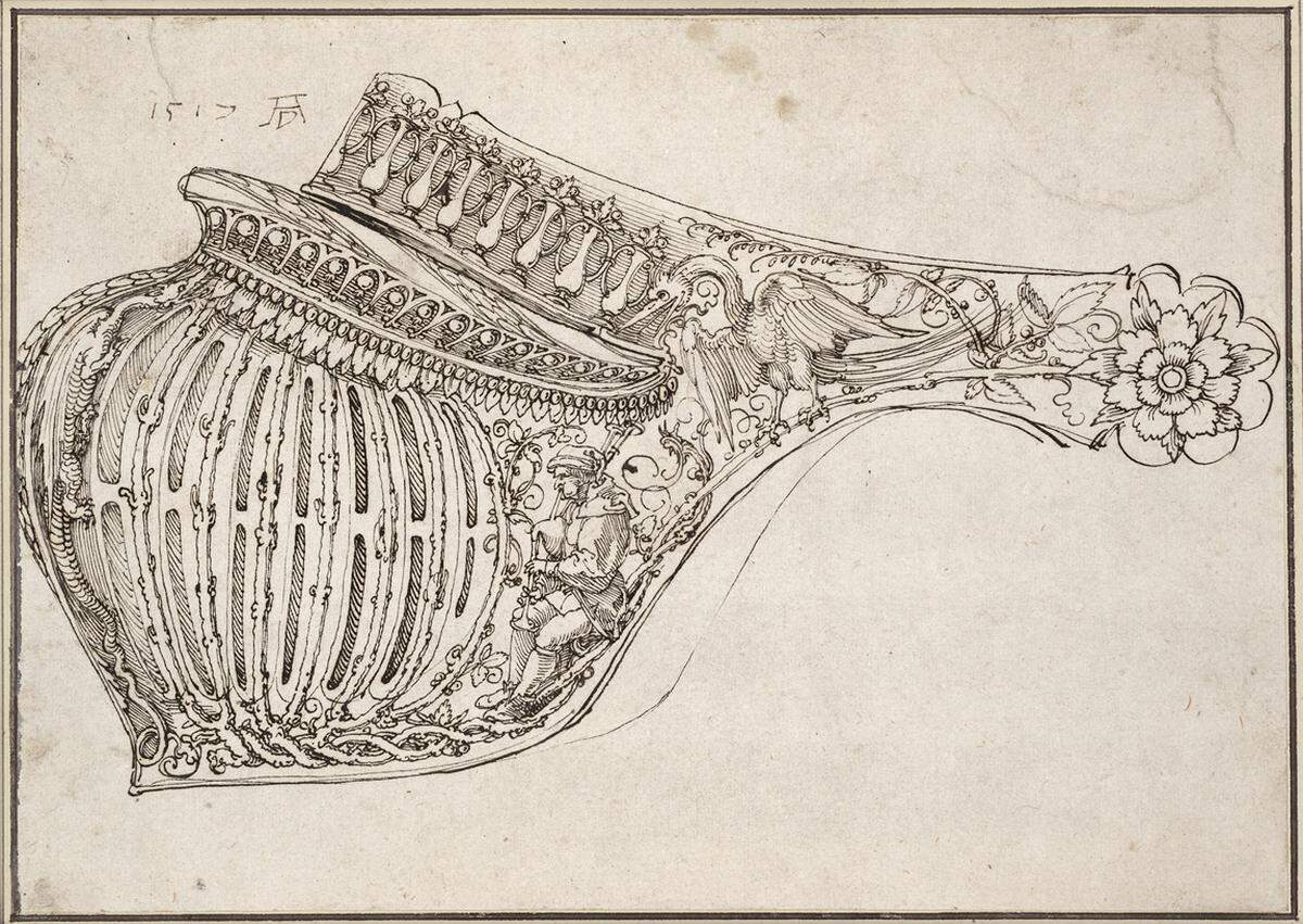 Nicht nur Holzschnitte und Gemälde fertigte Dürer für den Regenten an, auch Entwürfe für Gegenstände des täglichen Gebrauchs lieferte der Künstler. Im Bild der Entwurf für ein Helmvisier des Kaisers.Albrecht Dürer: Helmvisier (Entwurf für einen Silberharnisch Kaiser Maximilians I.), um 1515/16