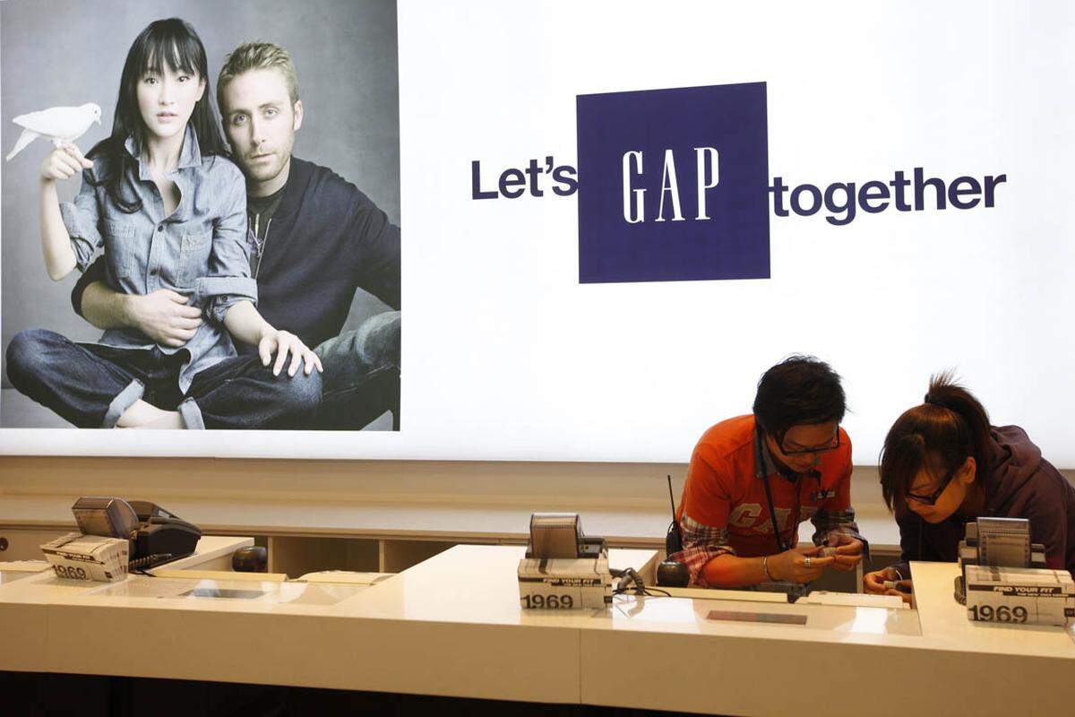 Gap ist der größte US-amerikanische Textileinzelhändler. Der Konzern hat im Oktober im Wiener Donauzentrum seine erste Österreich-Filiale eröffnet. Der Umsatz hat gegenüber dem letzten Ranking um eine Milliarde zugelegt und beläuft sich 2012 auf 15,6 Milliarden.