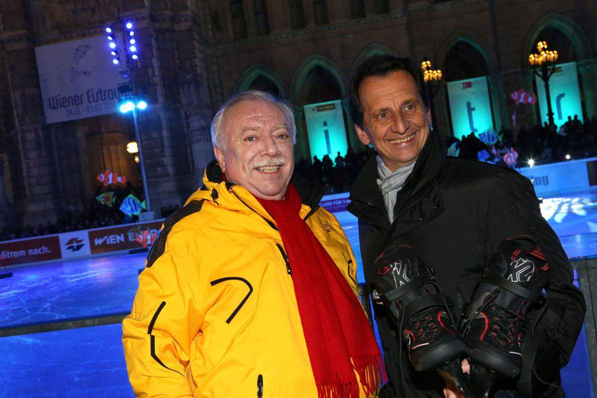 Das offizielle "Eis frei!" kam dann vom Wiener Bürgermeister Michael Häupl (links; SPÖ) und dem Sportstadtrat Christian Oxonitsch (SPÖ).